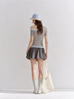 Contrast Off-Shoulder T-shirt
