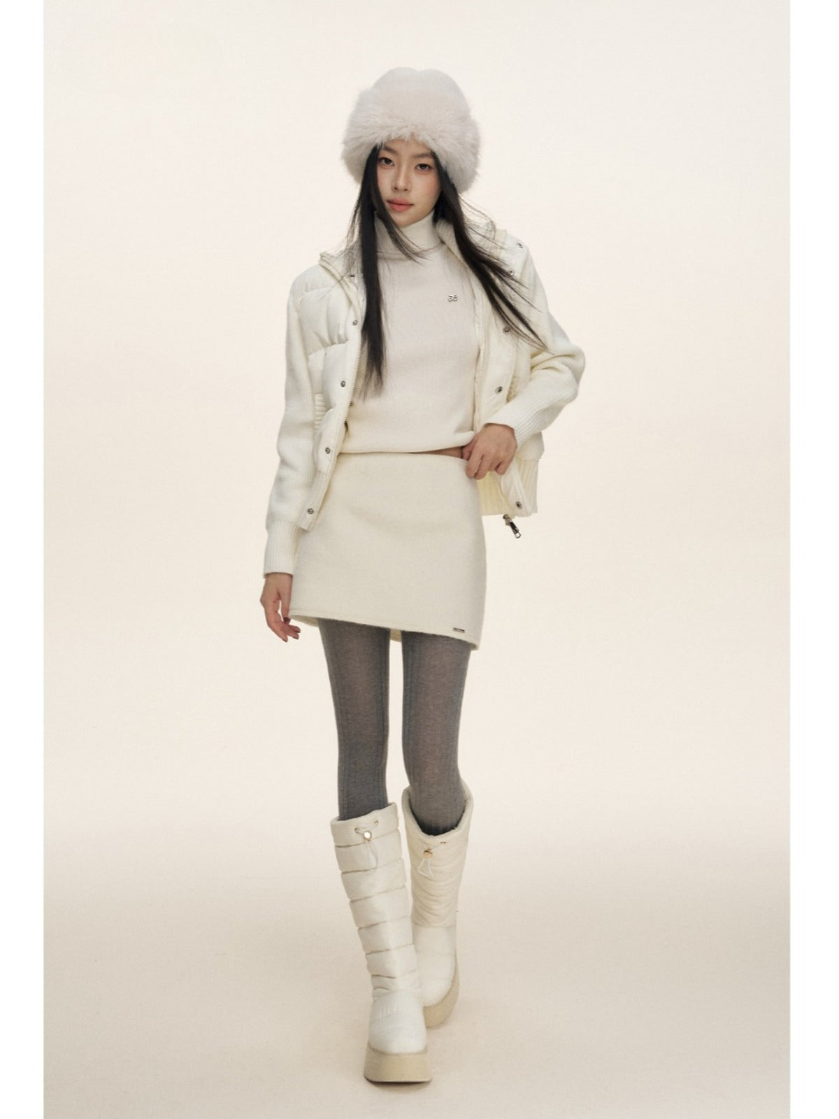 Stand Collar Knit Sleeve Down Jacket