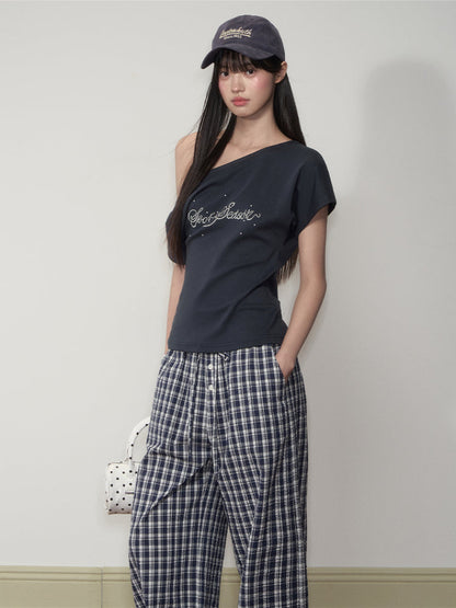 Pearl Waist - Cinching Off-Shoulder T-shirt