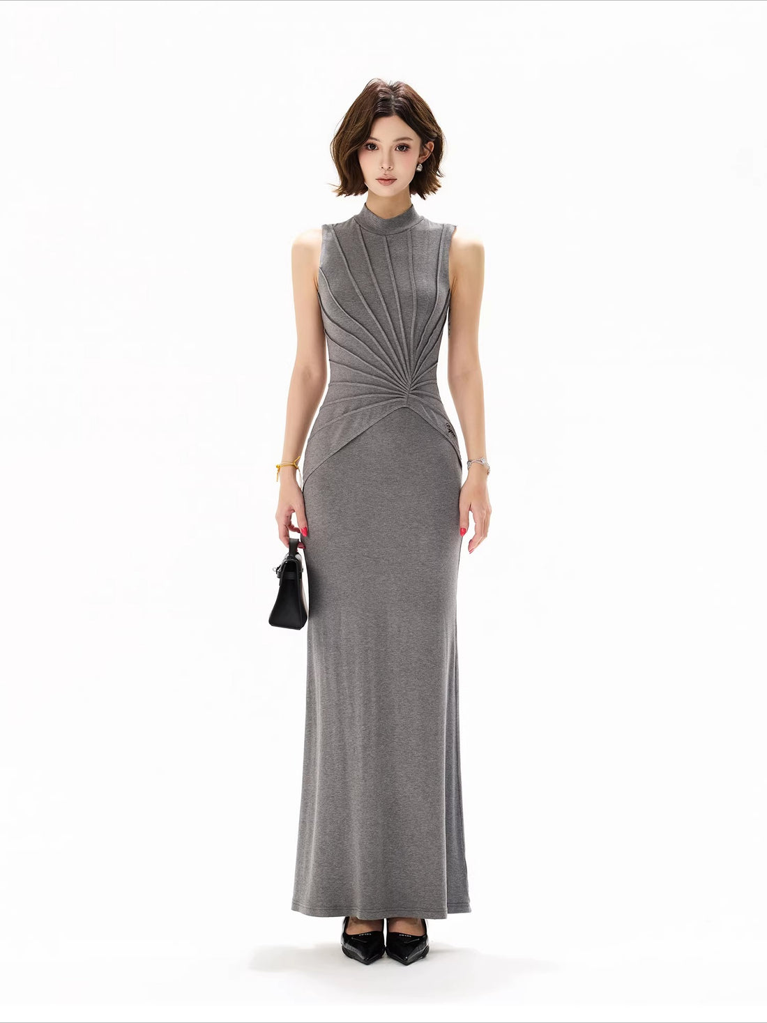 Deep Gray Sleeveless Pleated Knit Dress