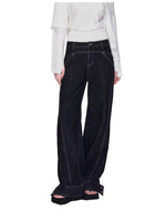 Embroidered Pocket Straight Jeans