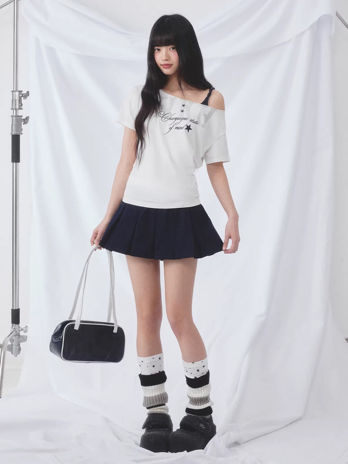 Star Print Off Shoulder Tee