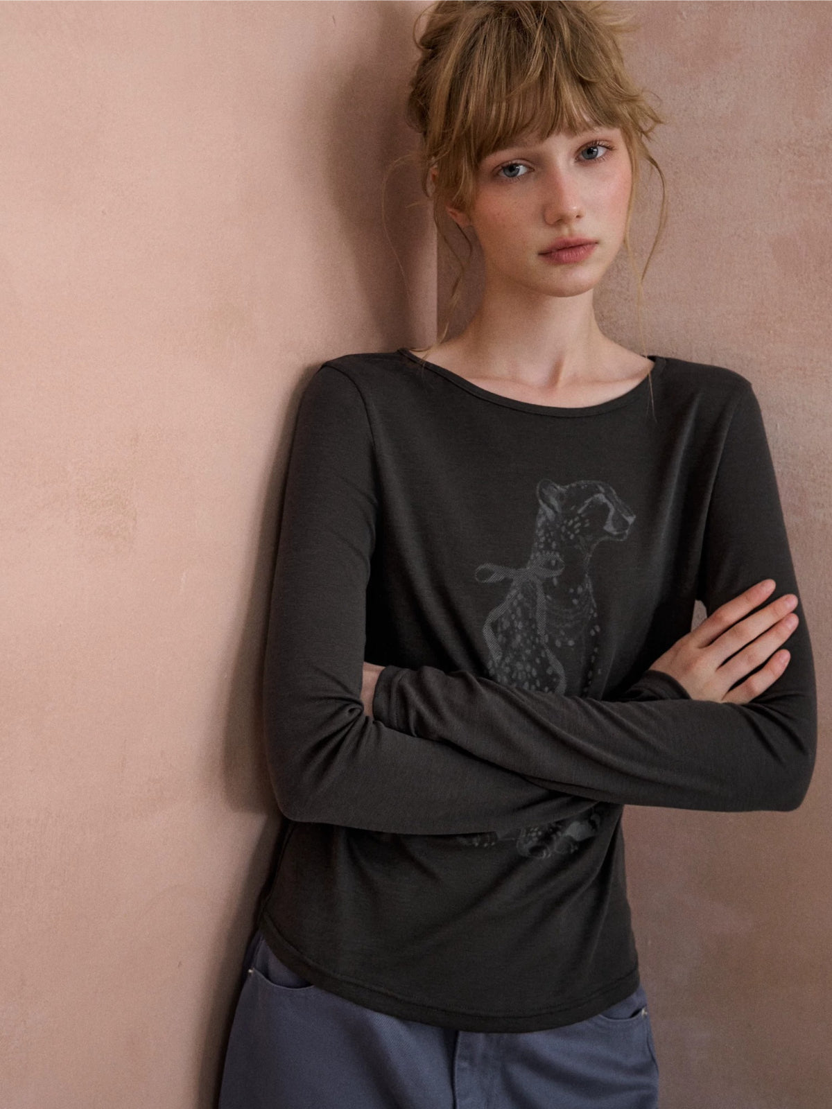 Leopard Graphic Long Sleeve Tee