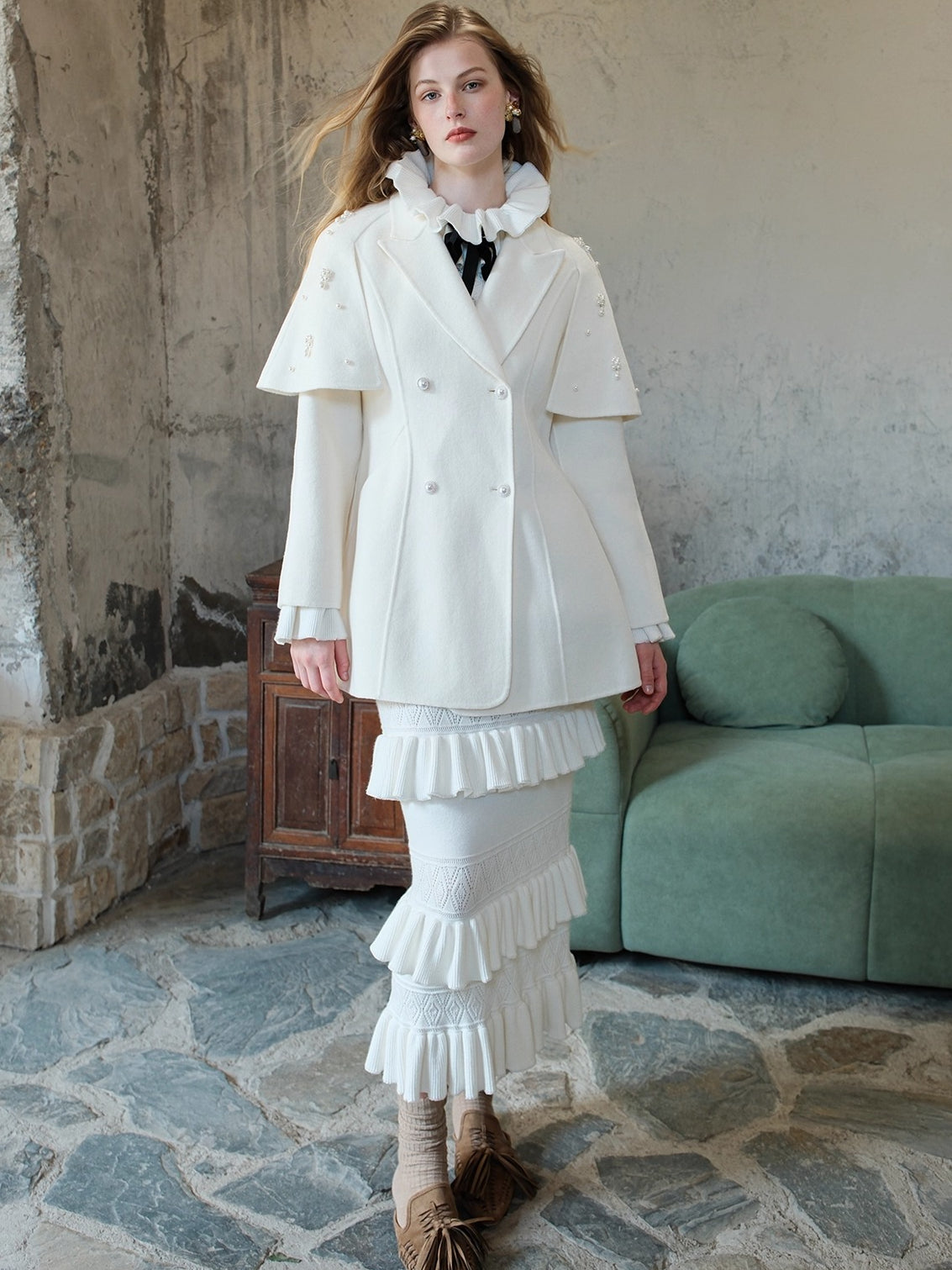 Mira Vintage-Inspired Pearl Cape Woolen Coat