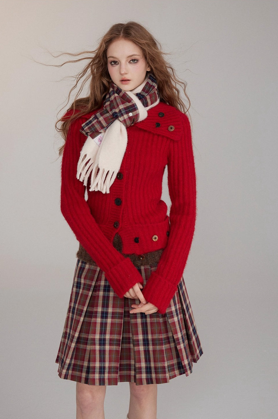 Buttoned Wool-Collar Knit Cardigan