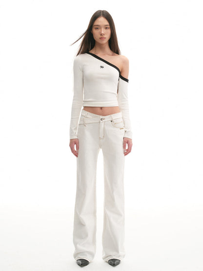 Relaxed-Fit High-Waisted V-Jeans