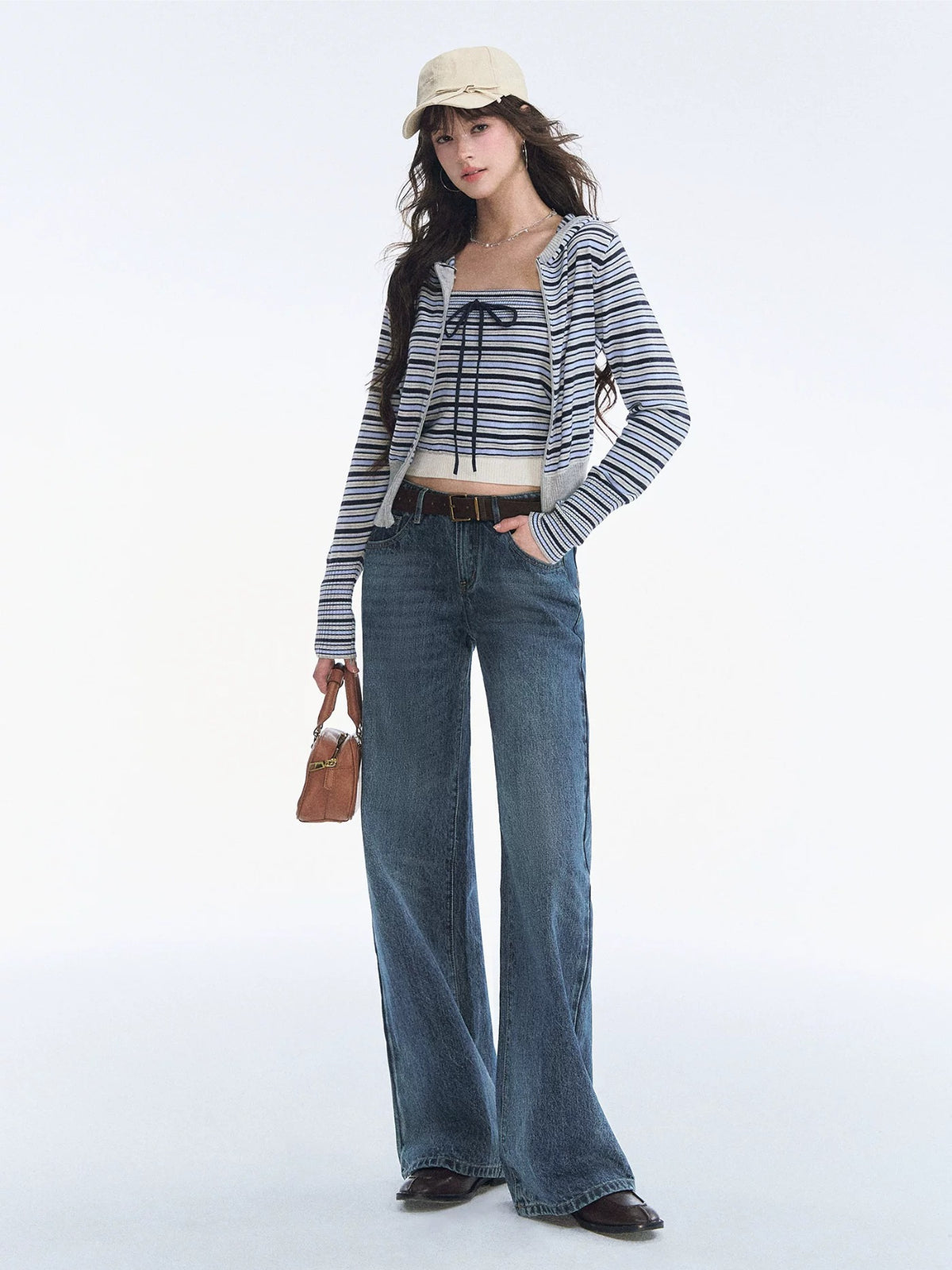 Vintage Washed Bow Embroidered Jeans