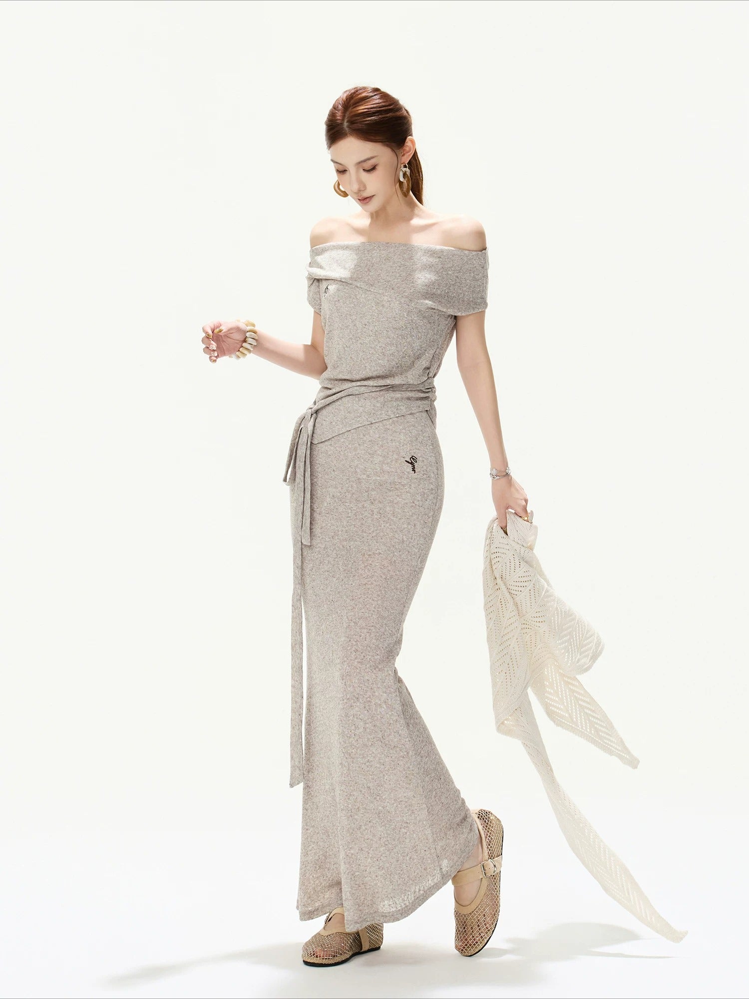 Gray Tie-Waist Knit Top &amp; Skirt Set