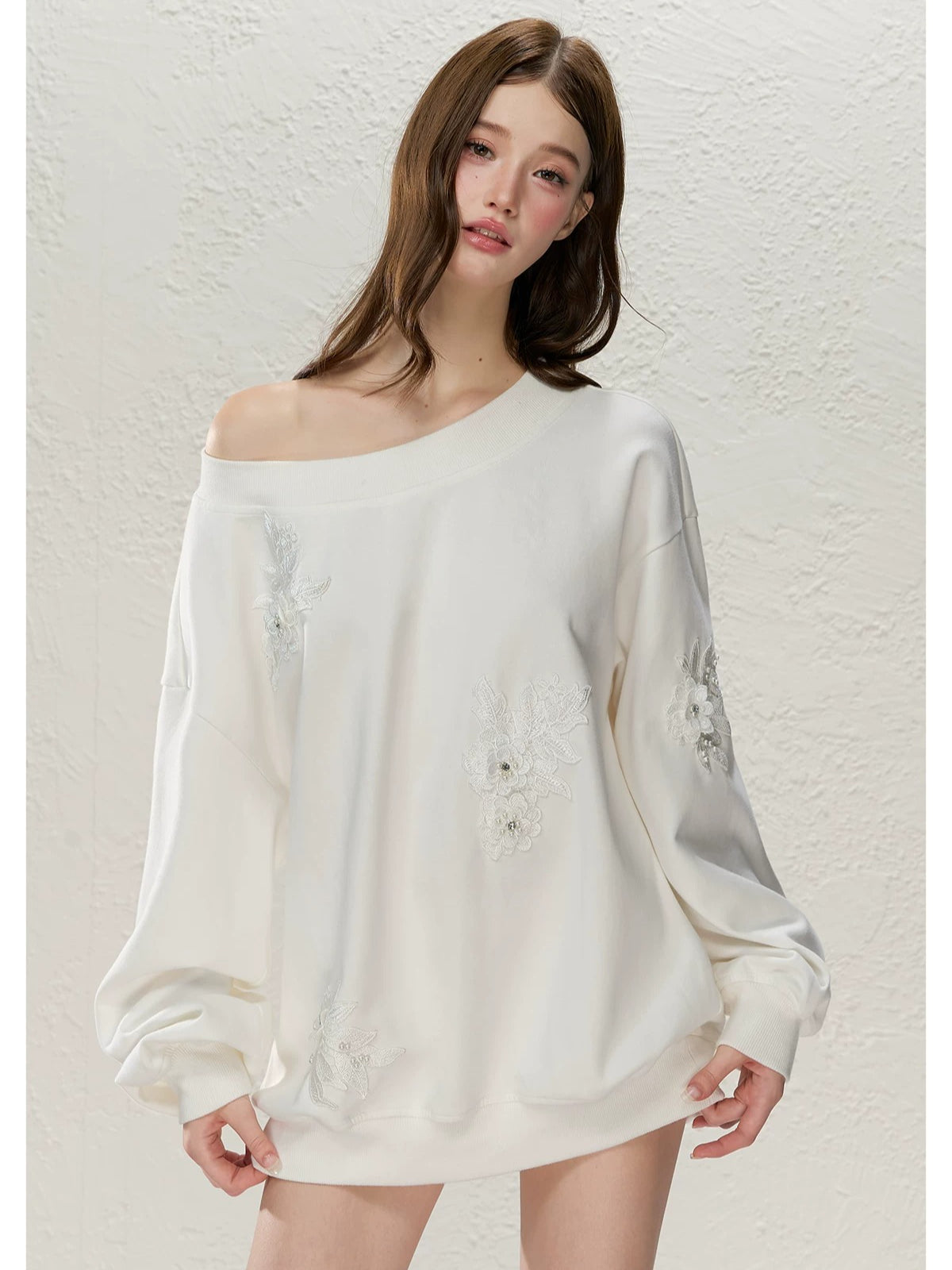 Asymmetric Shoulder Oversized Sweatshirt
