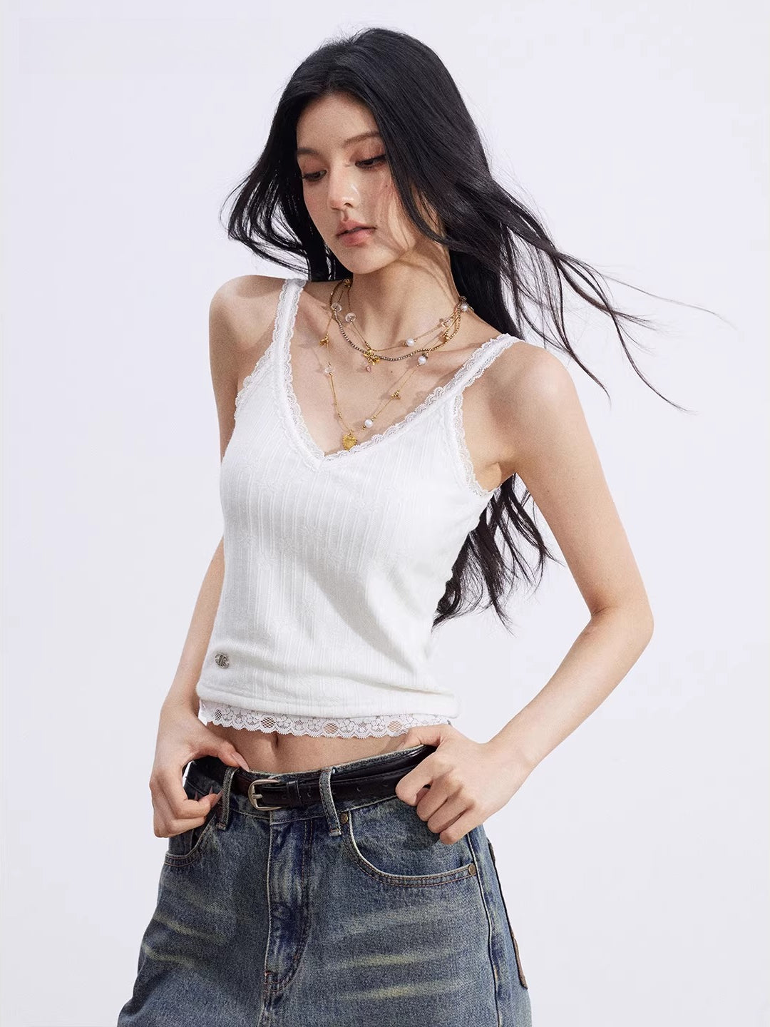 Lace V-Neck Knit Tank Top