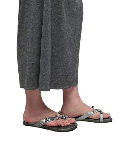 Hollow-out Toe-separated Flat Flip-flops
