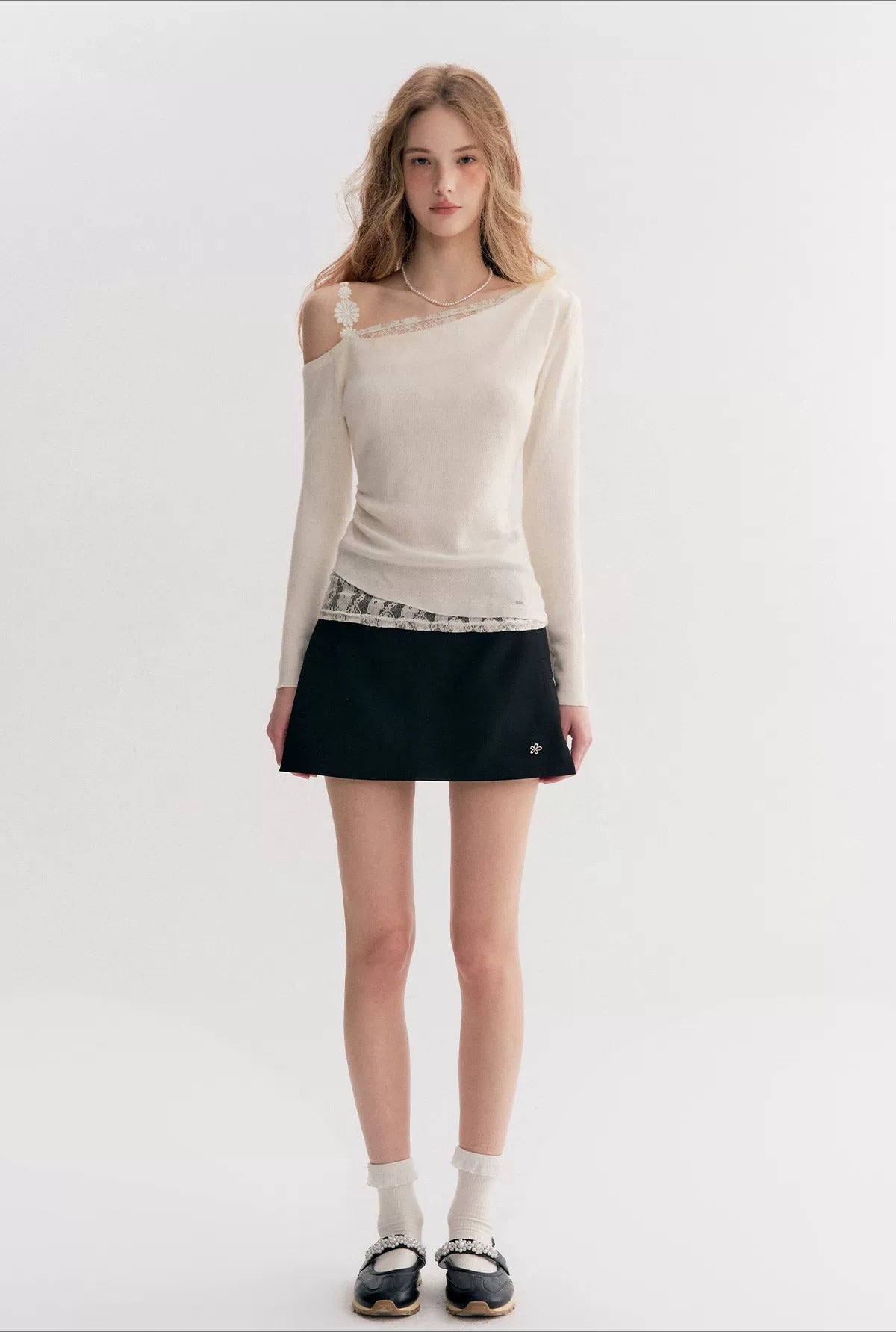 Lace Trim Asymmetric Knit Top