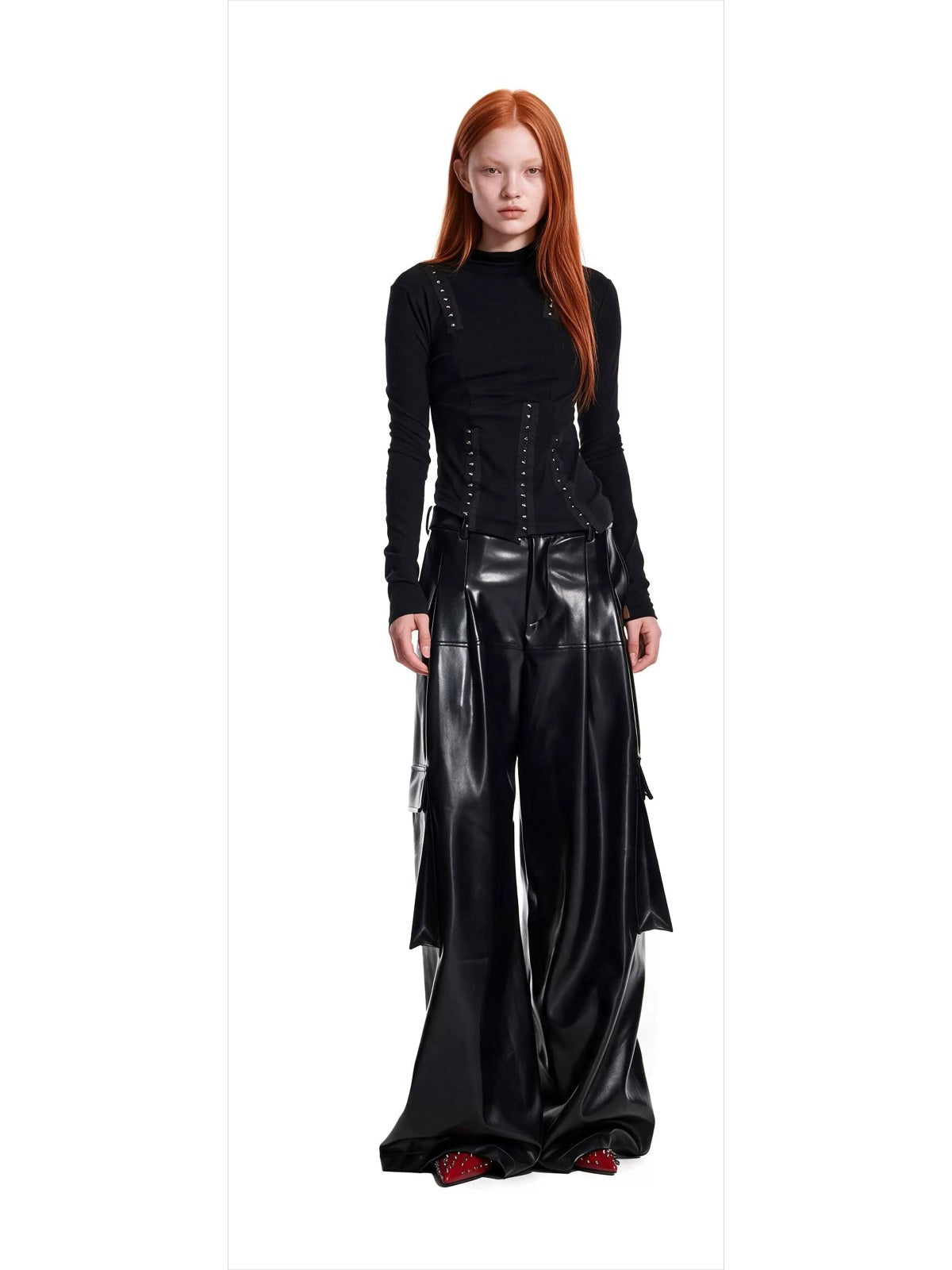Asymmetric Hook Trim Knit Top