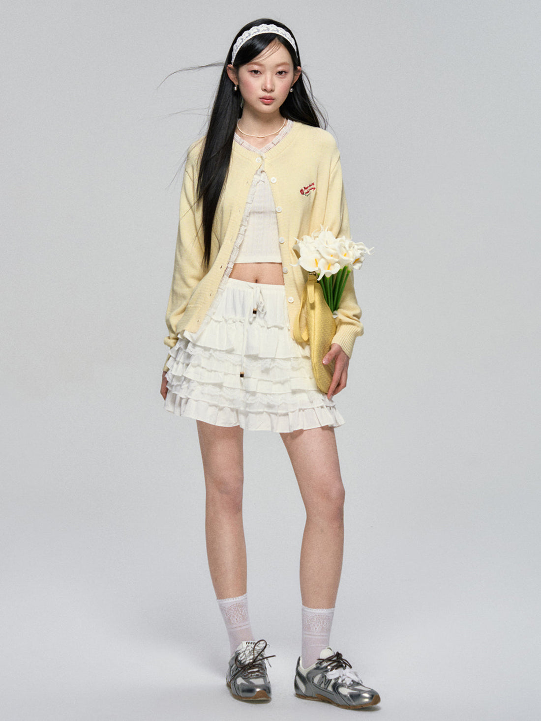 Rose Embroidery Knit Cardigan