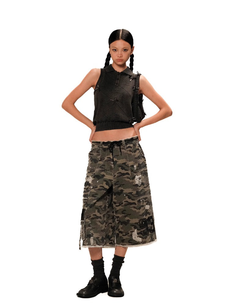 Lace Patchwork Ripped Camouflage Capri Pants