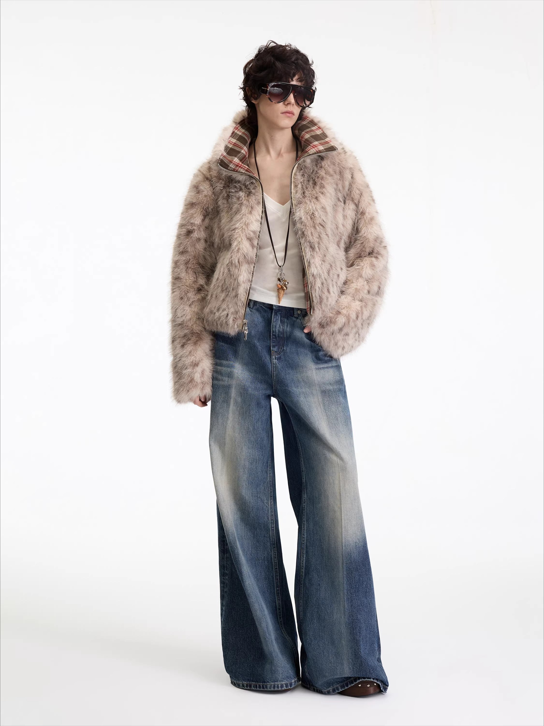 Laser Wash Straight Jeans