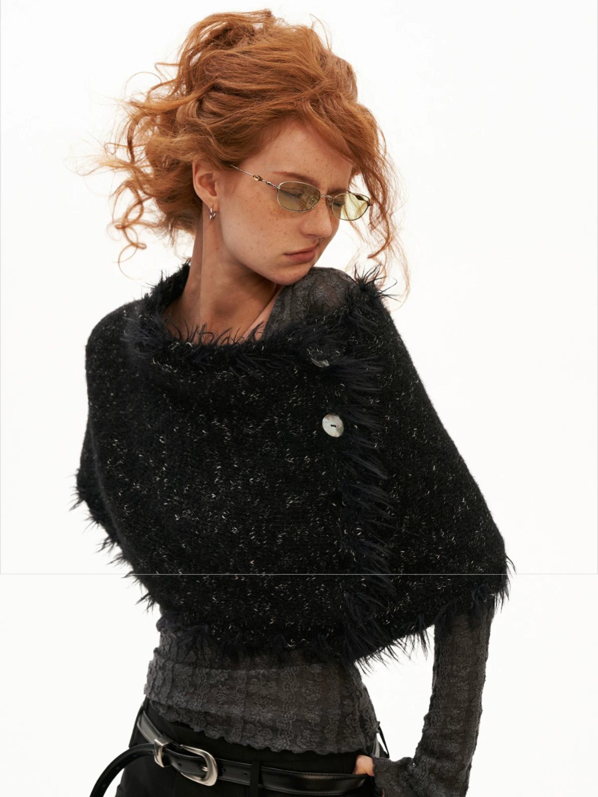 Wool Lace V-Neck Fitted Top