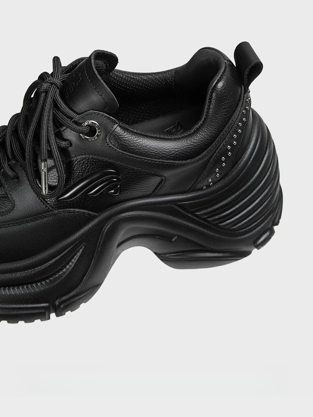 Black Clunky Sneaker