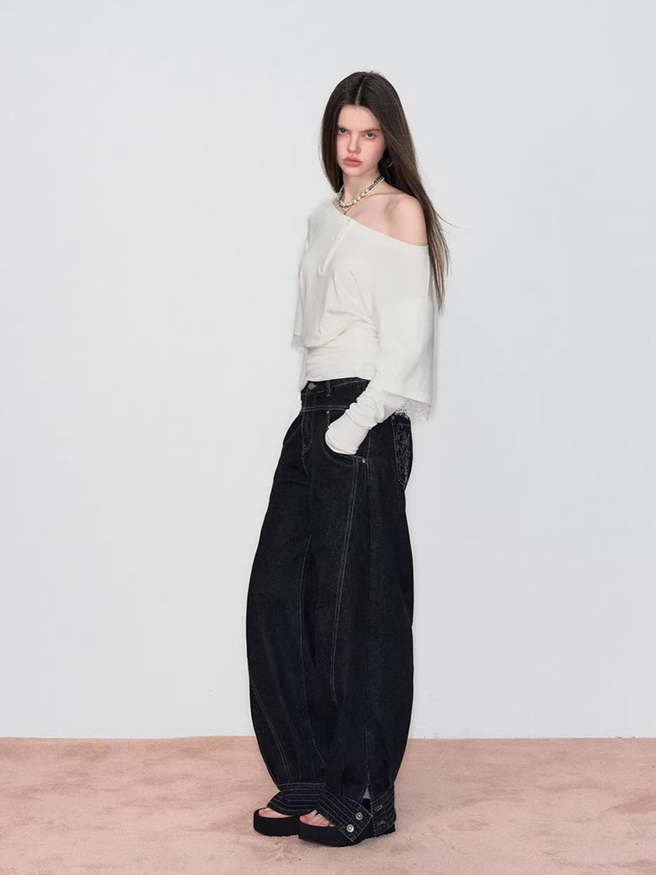 Embroidered Pocket Straight Jeans