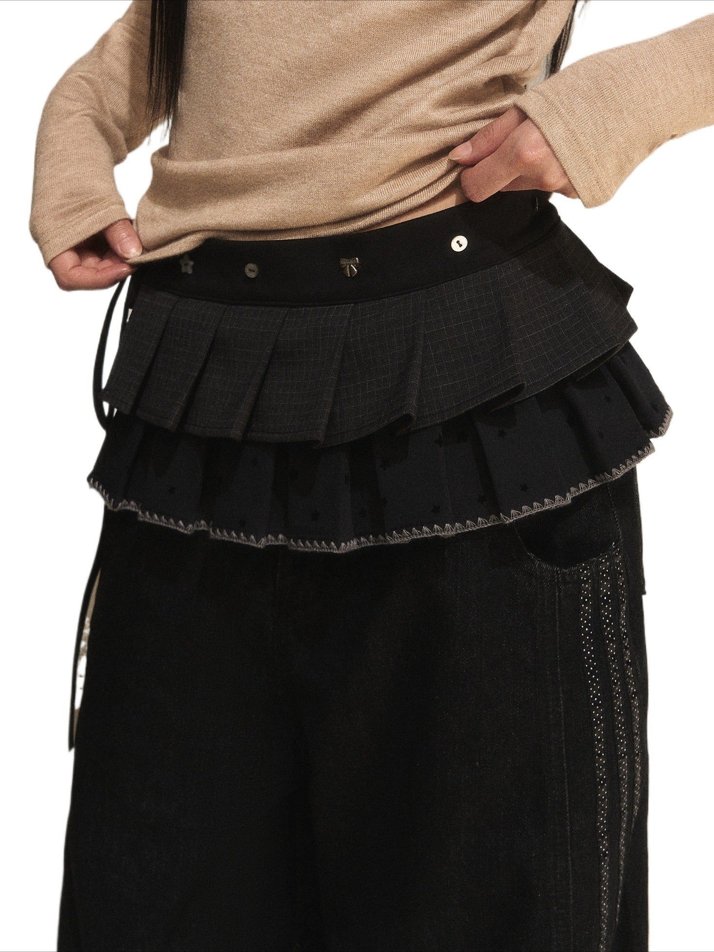 Vintage Shell Pleated Mini Skirt