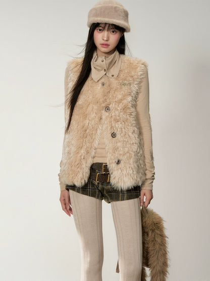 Shearling Logo Pin Curly Vest