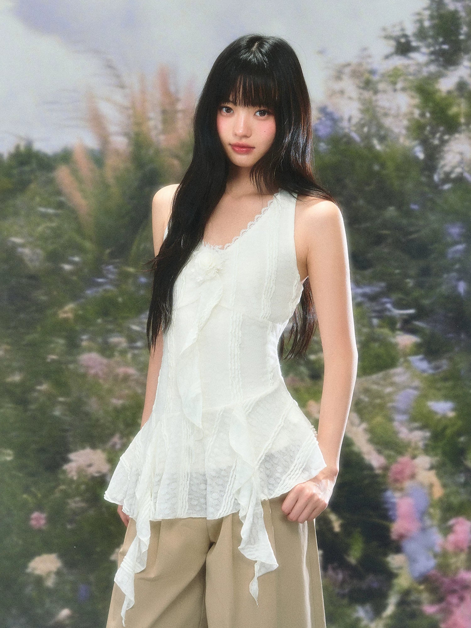 Lace Ruffle V-Neck Tank