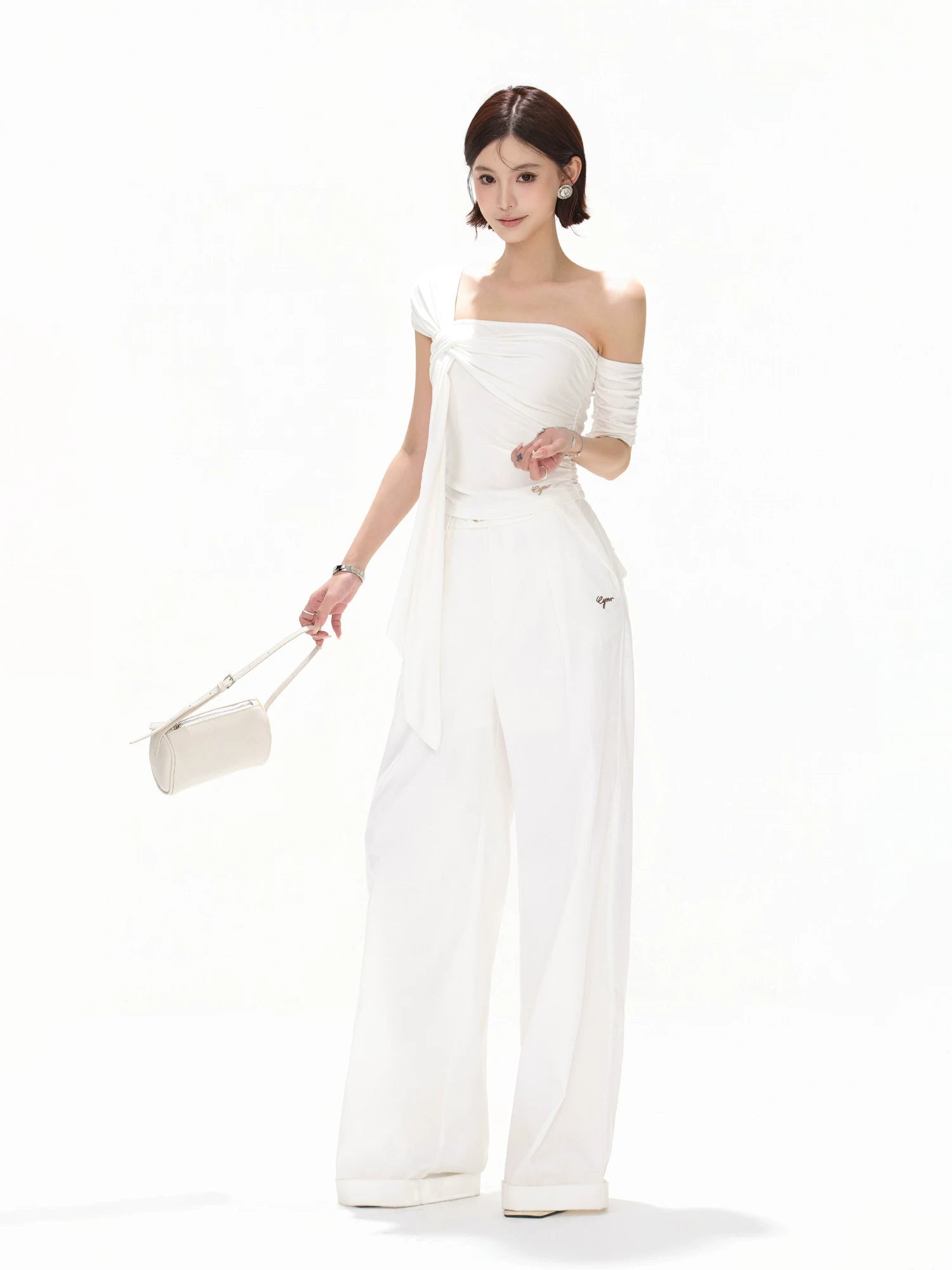 Relaxed Wide-Leg Pants