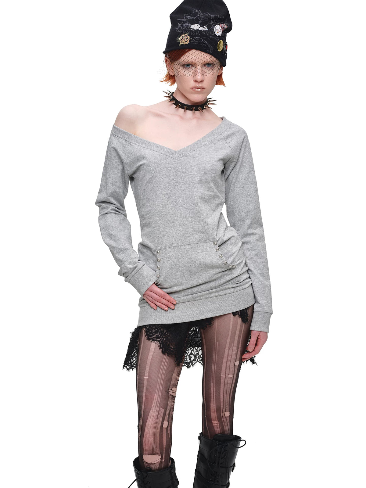 V-Neck Studded Slim Sweatshirt