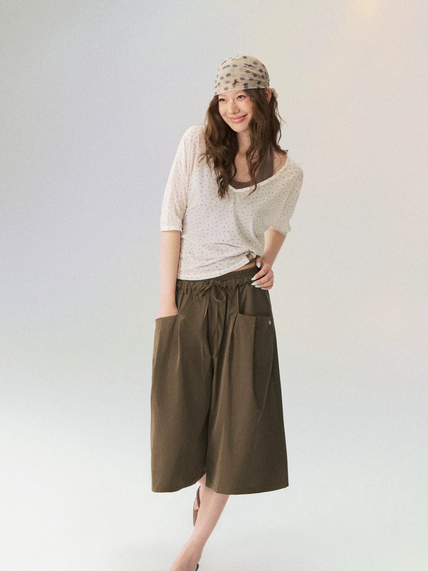Relaxed Waist Wide-Leg Cropped Pants