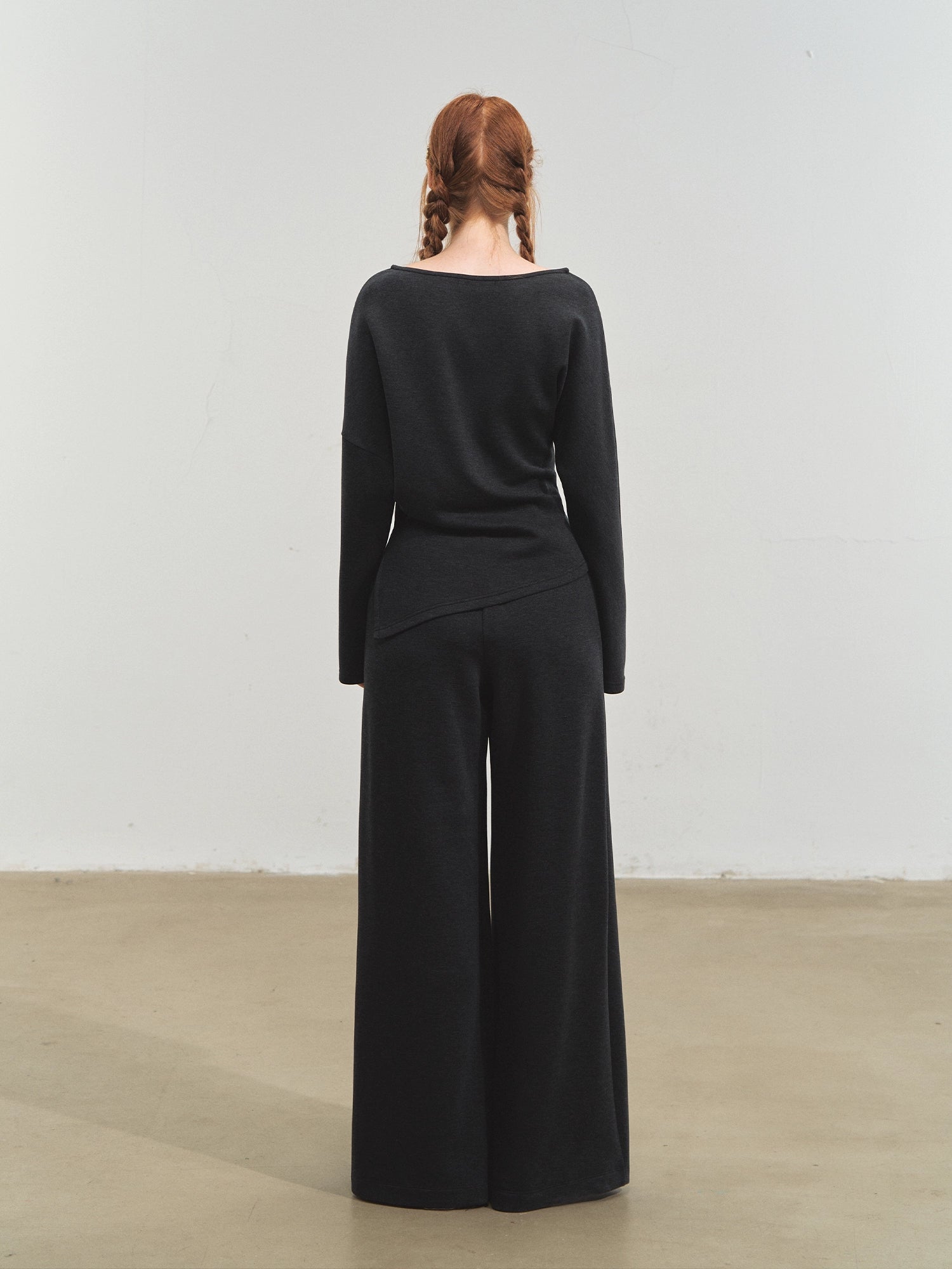 Off-Shoulder Irregular Blouse &amp; Pleated Pants Set