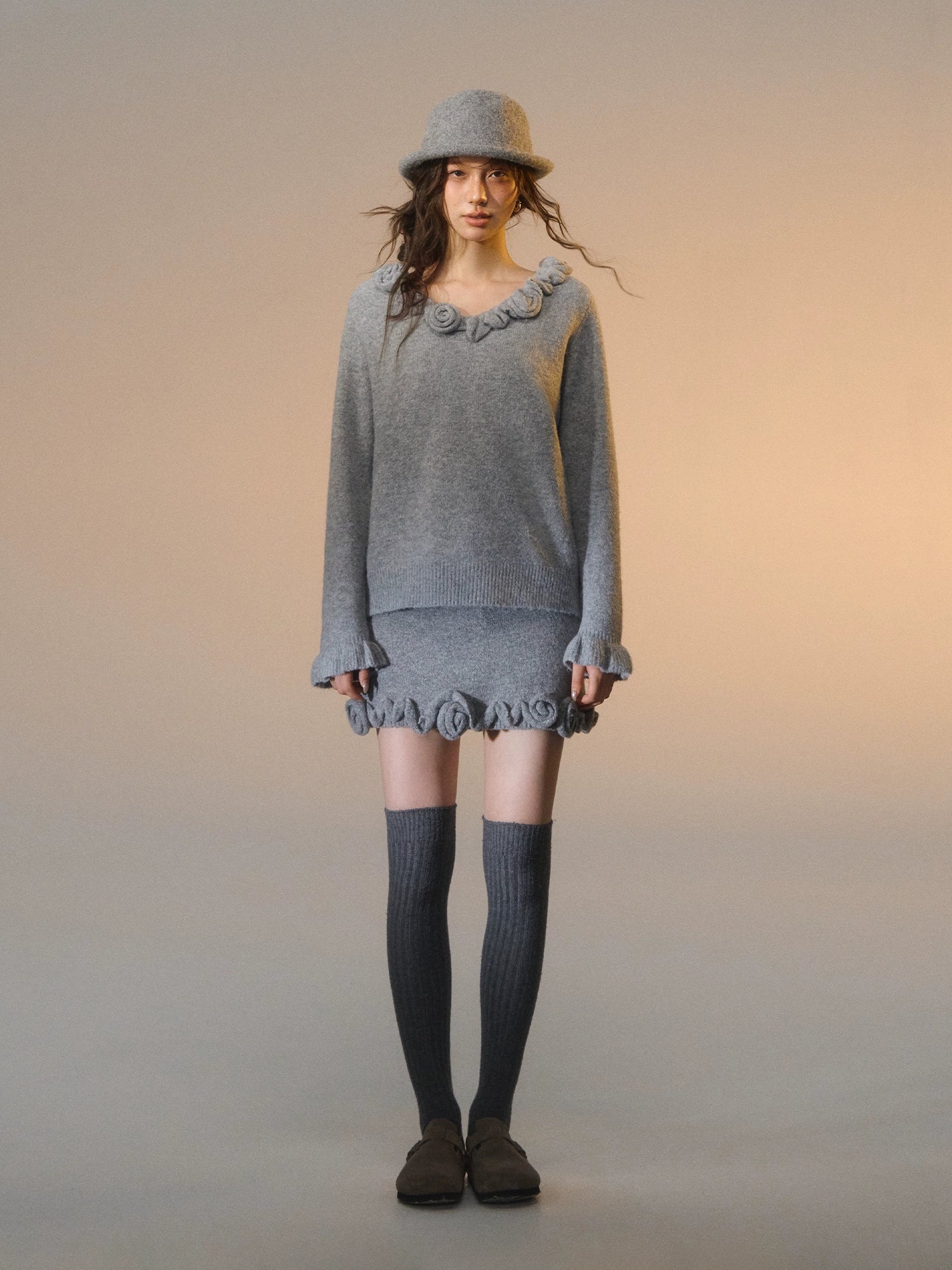 3D Rose V-Neck Knit Set