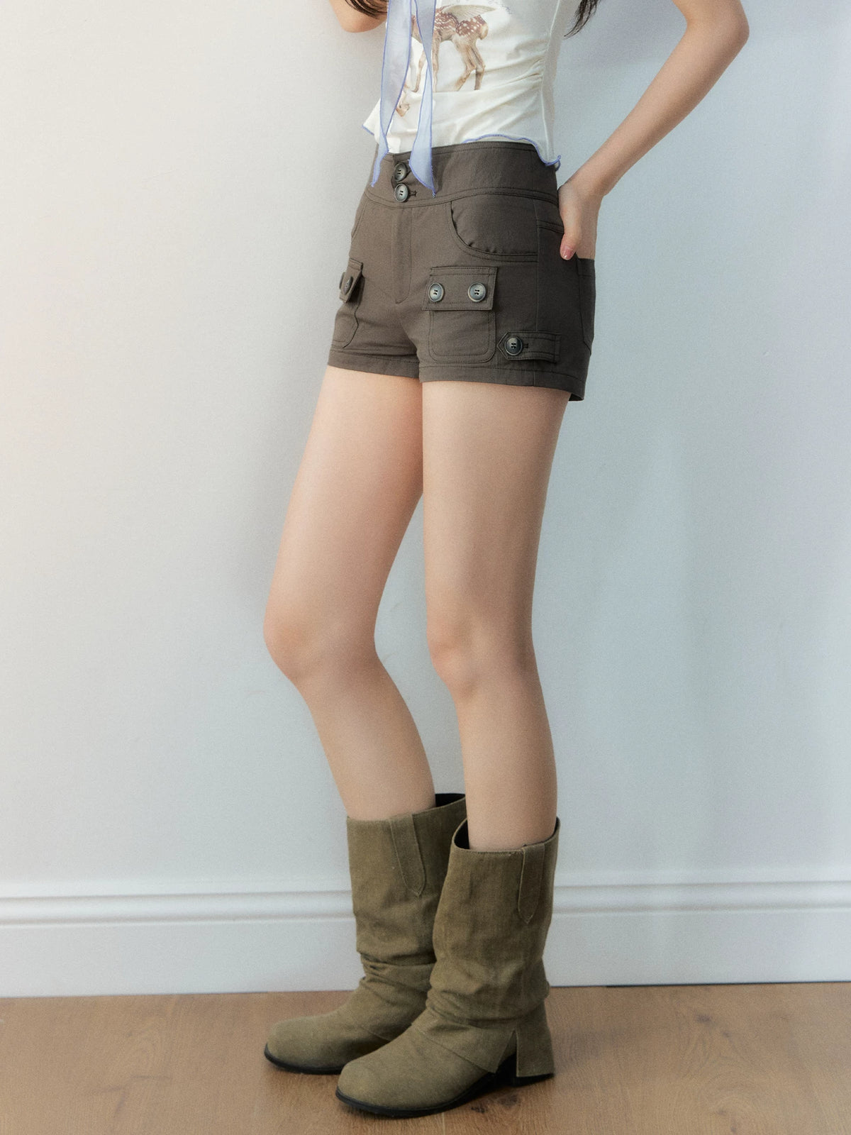 Retro Cargo Low-Rise Shorts