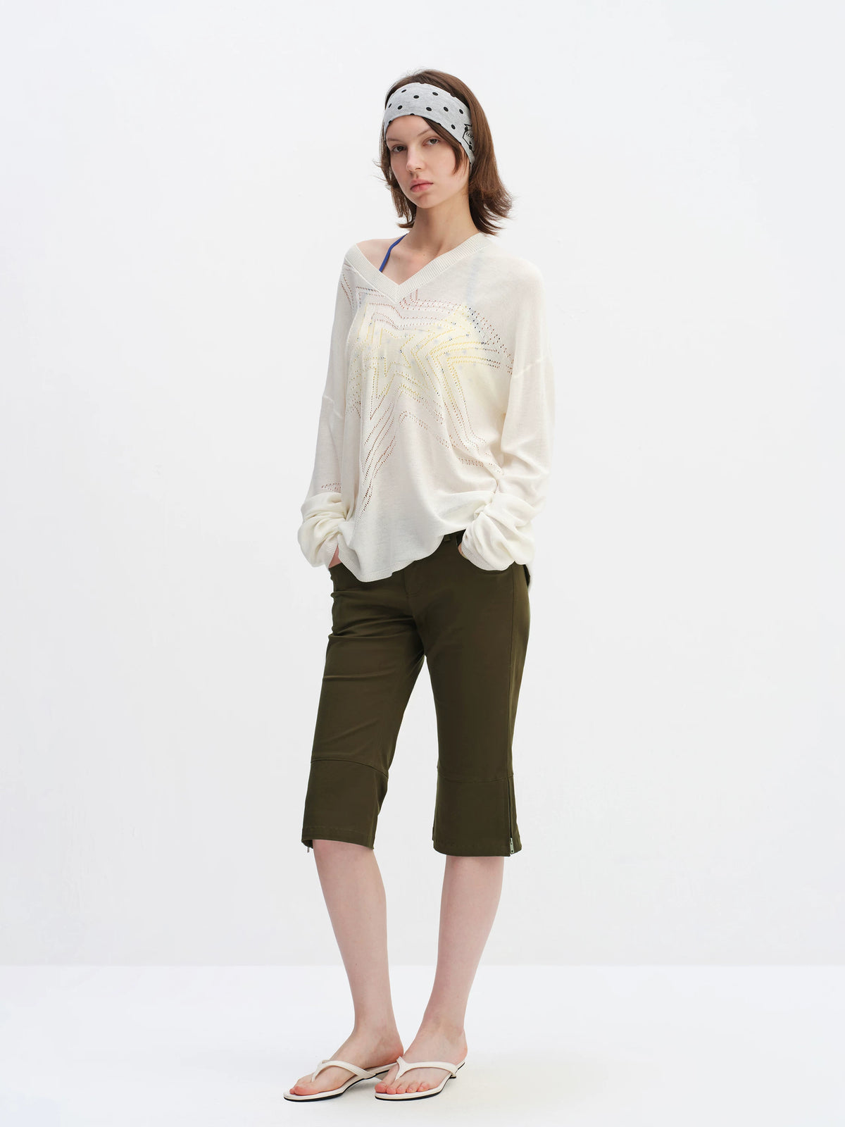 Original V-Neck Star Knit Top