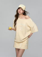 Cream-colored Embroidered Visor Cap