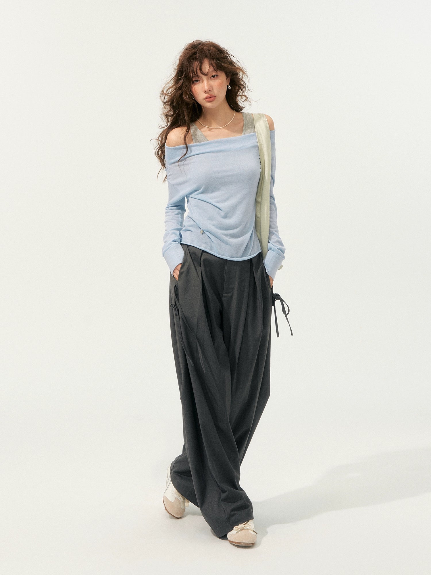 Fake Two-Piece Color-Block Draped Collar Knit Top