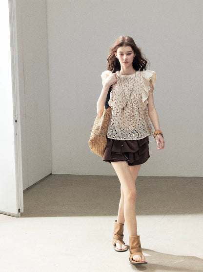 Floral Embroidered Puff Sleeve Top