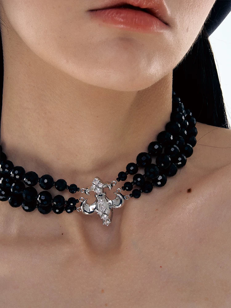 Iris Onyx Choker