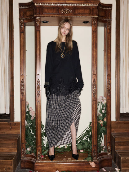 Patch Embroidery Lace Hem Tee
