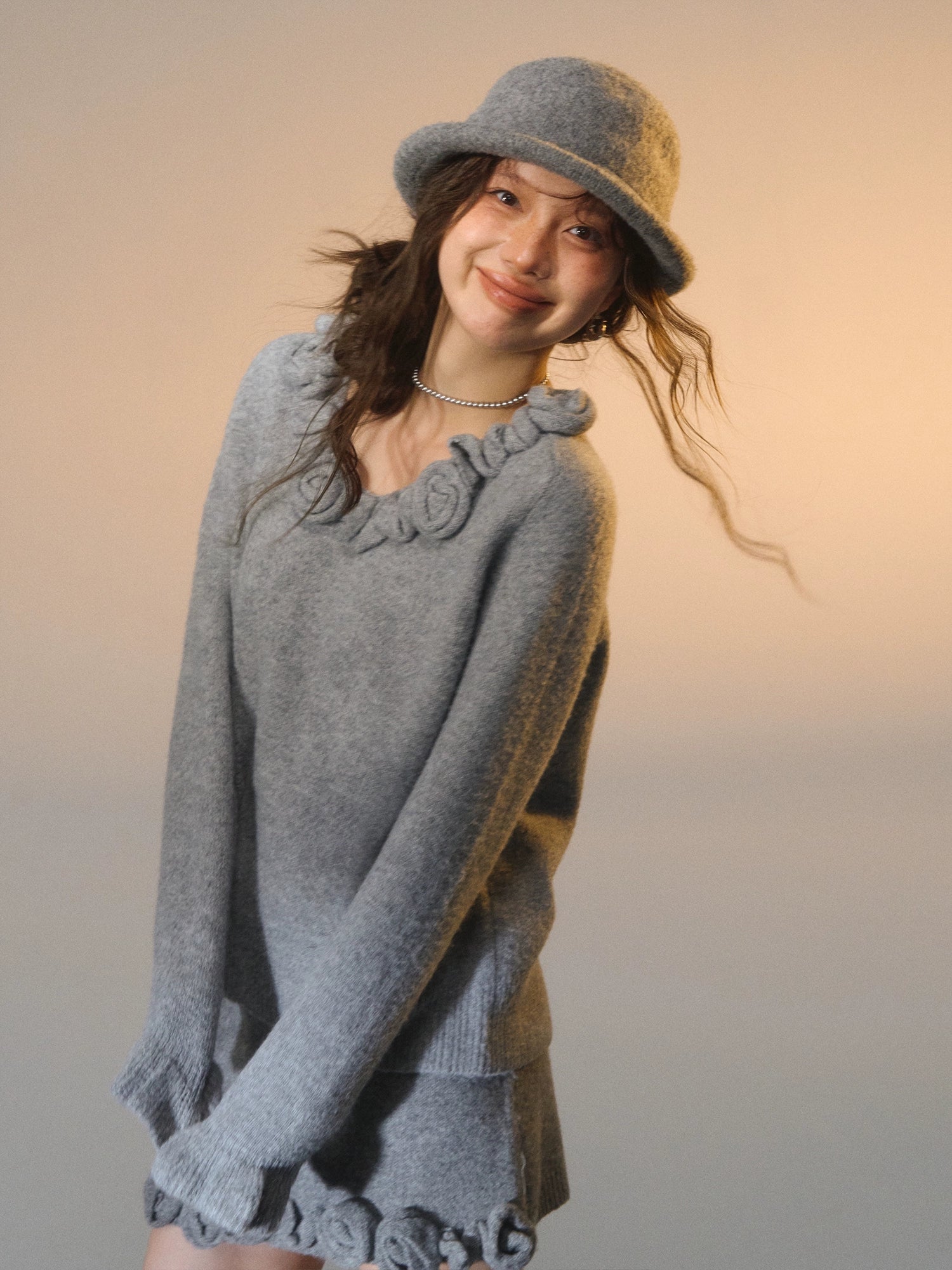 3D Rose V-Neck Knit Set