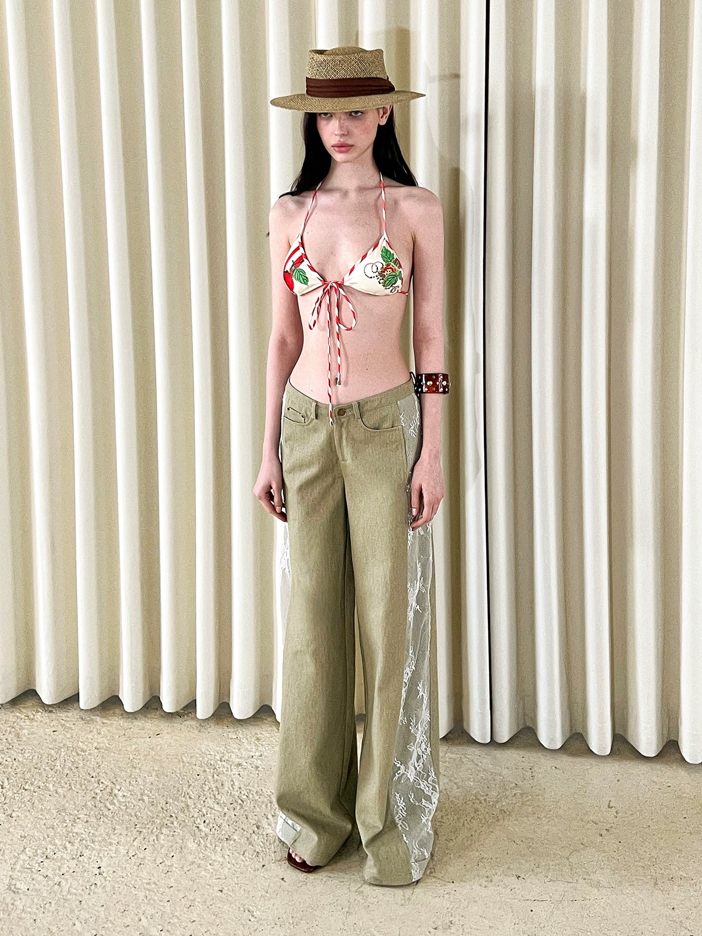 Lace Spliced Straight Jeans