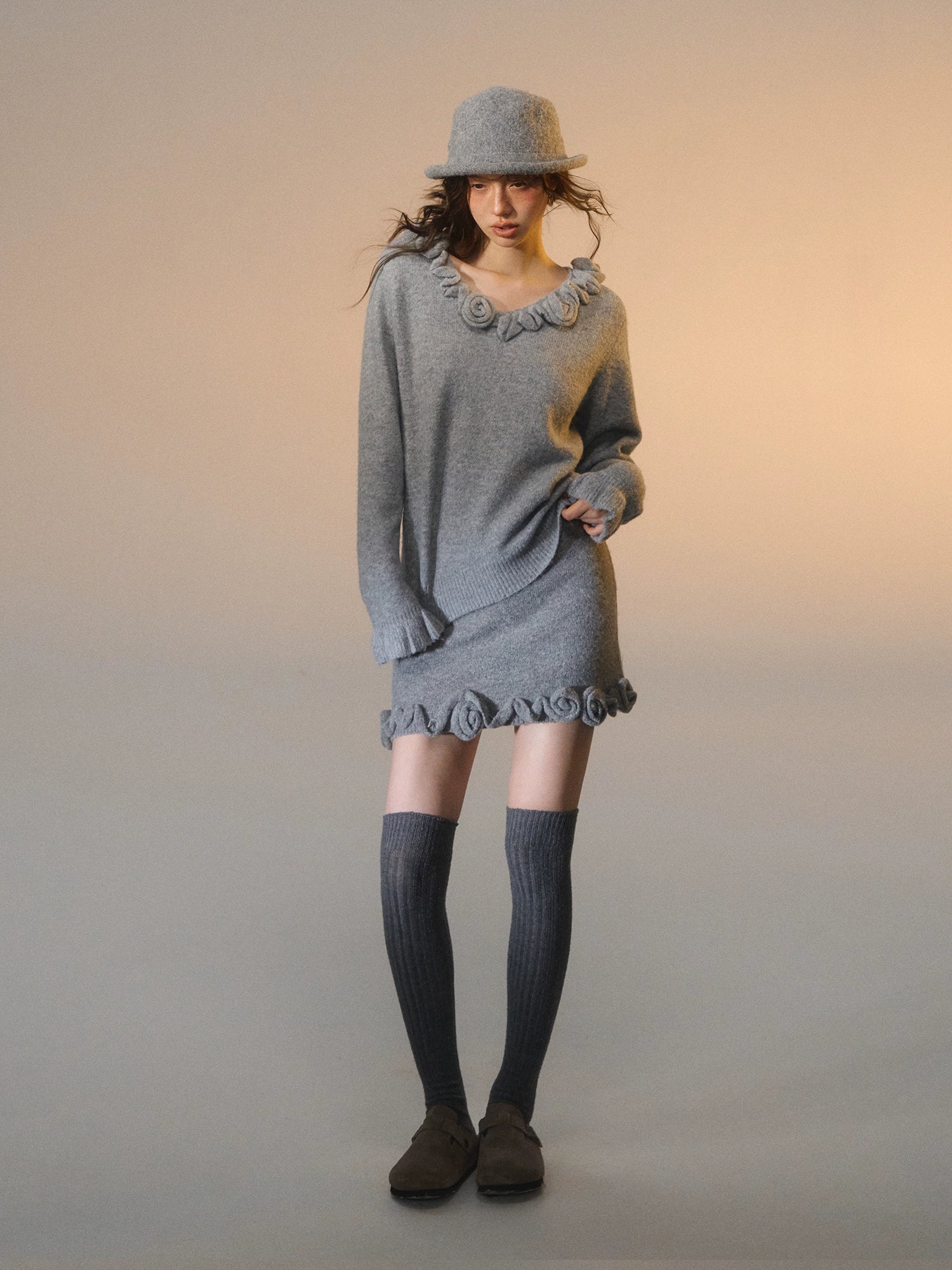 3D Rose V-Neck Knit Set