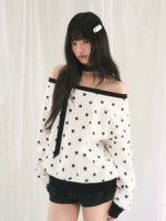 Star Print Off-Shoulder Sweatshirt