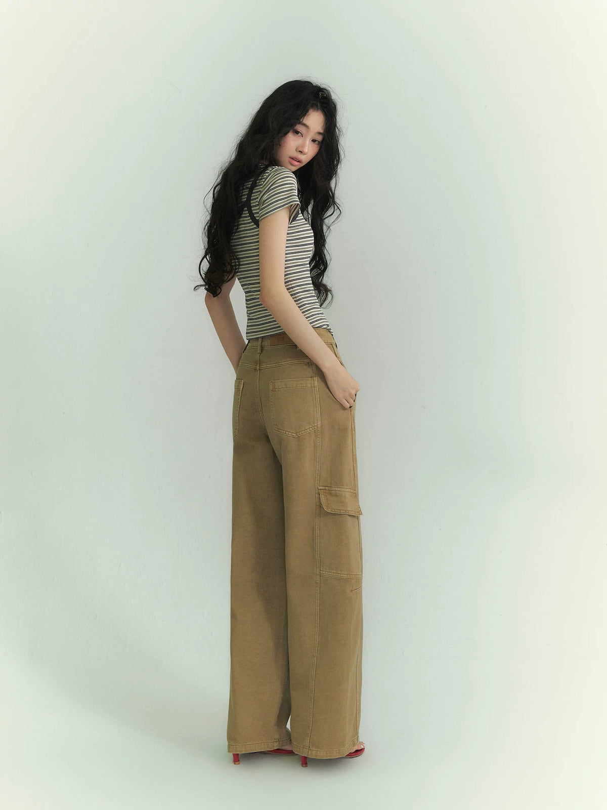 Curved Cargo Denim Pants
