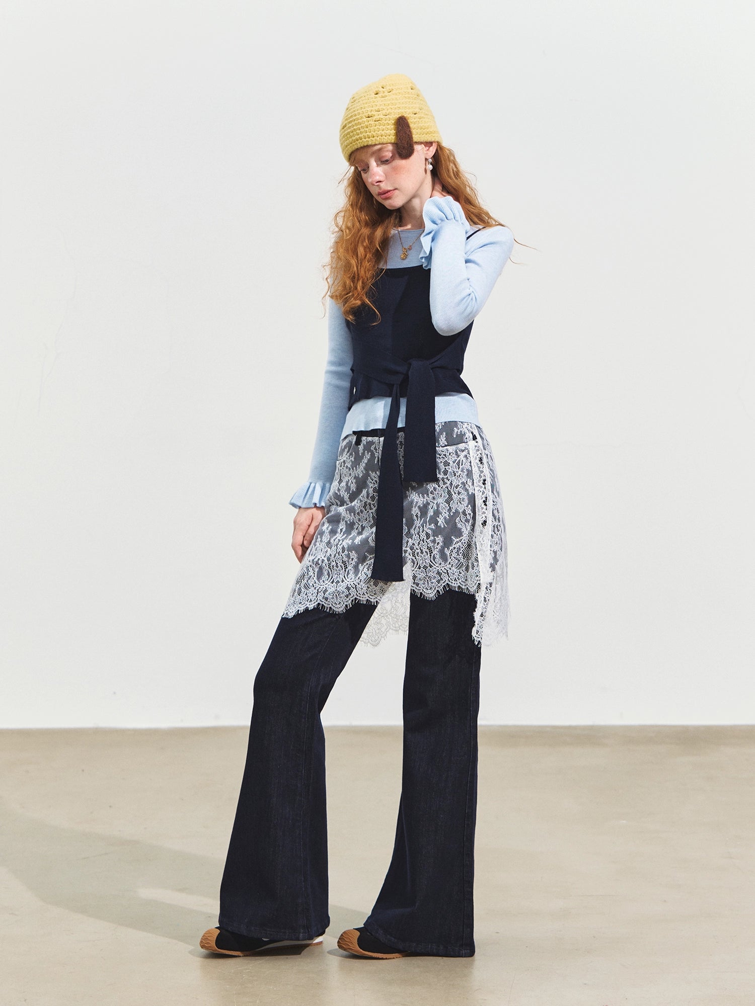 Contrast Tie Crewneck Sweater