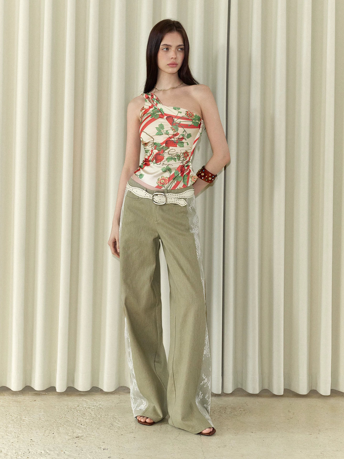 Lace Spliced Straight Jeans