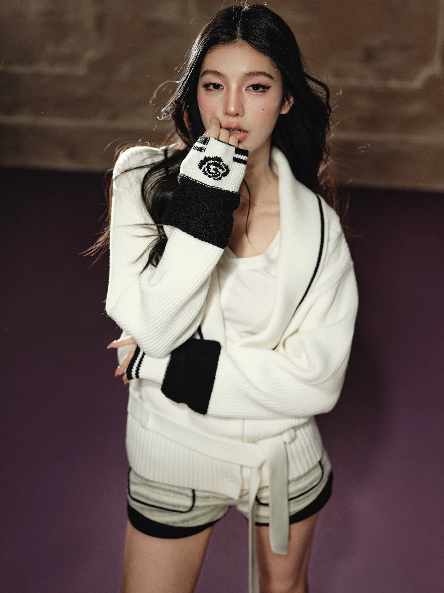 Colorblock Lapel V-Neck Sweater