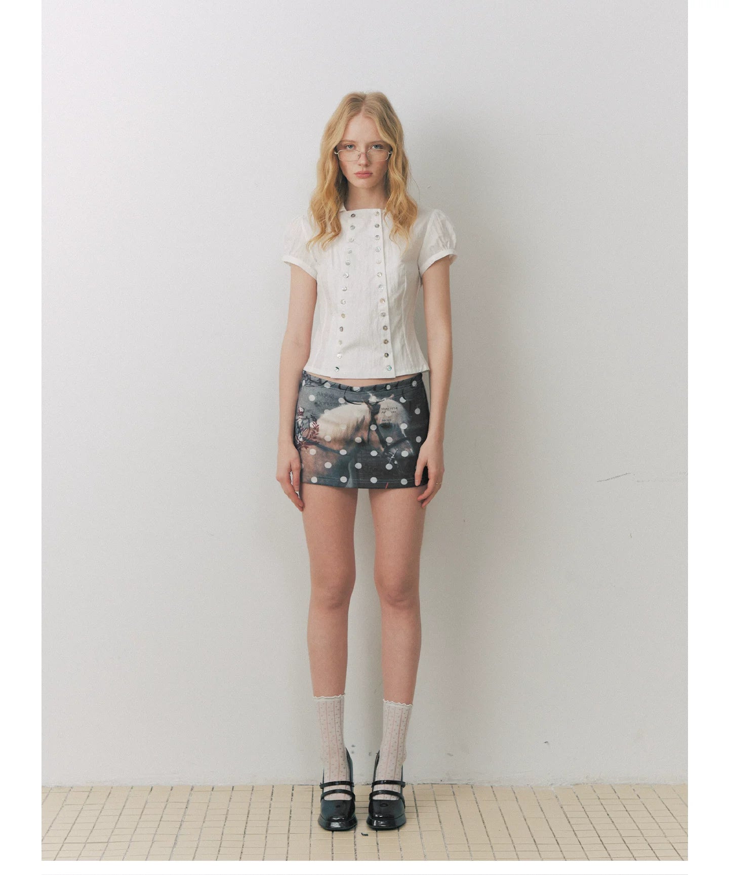 Shell Button Puff Sleeve Shirt