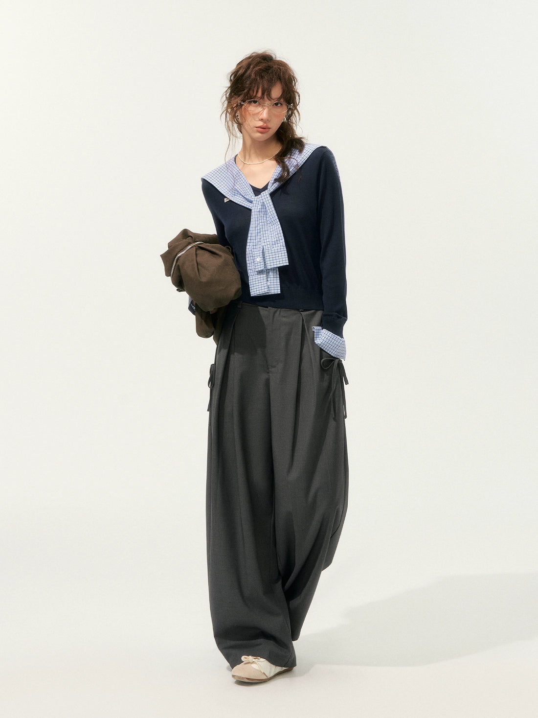 Fake Two-Piece Twist-Knot Spliced V-Neck Knit Top