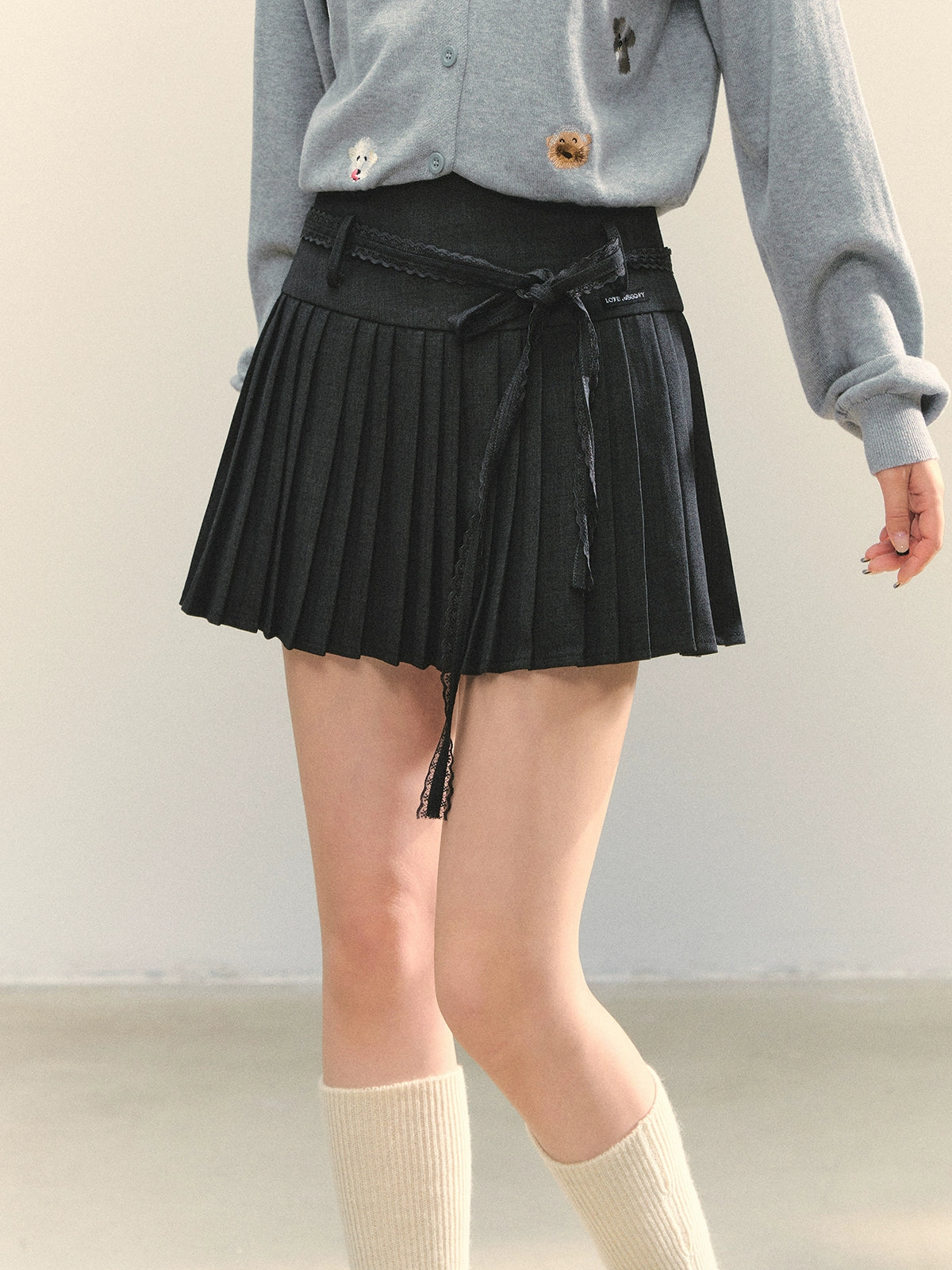 Gray Lace-Up Pleated Skirt