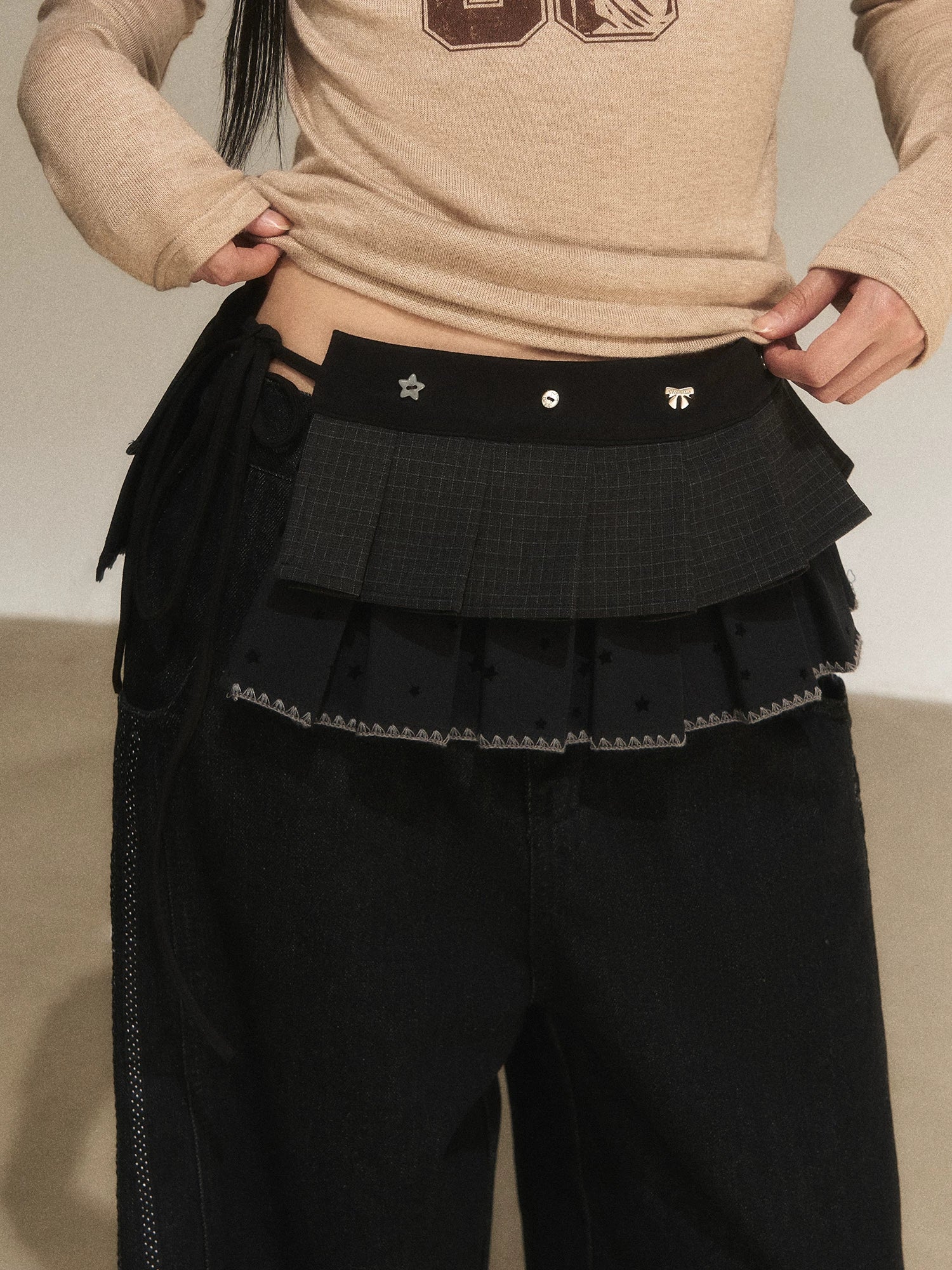 Vintage Shell Pleated Mini Skirt